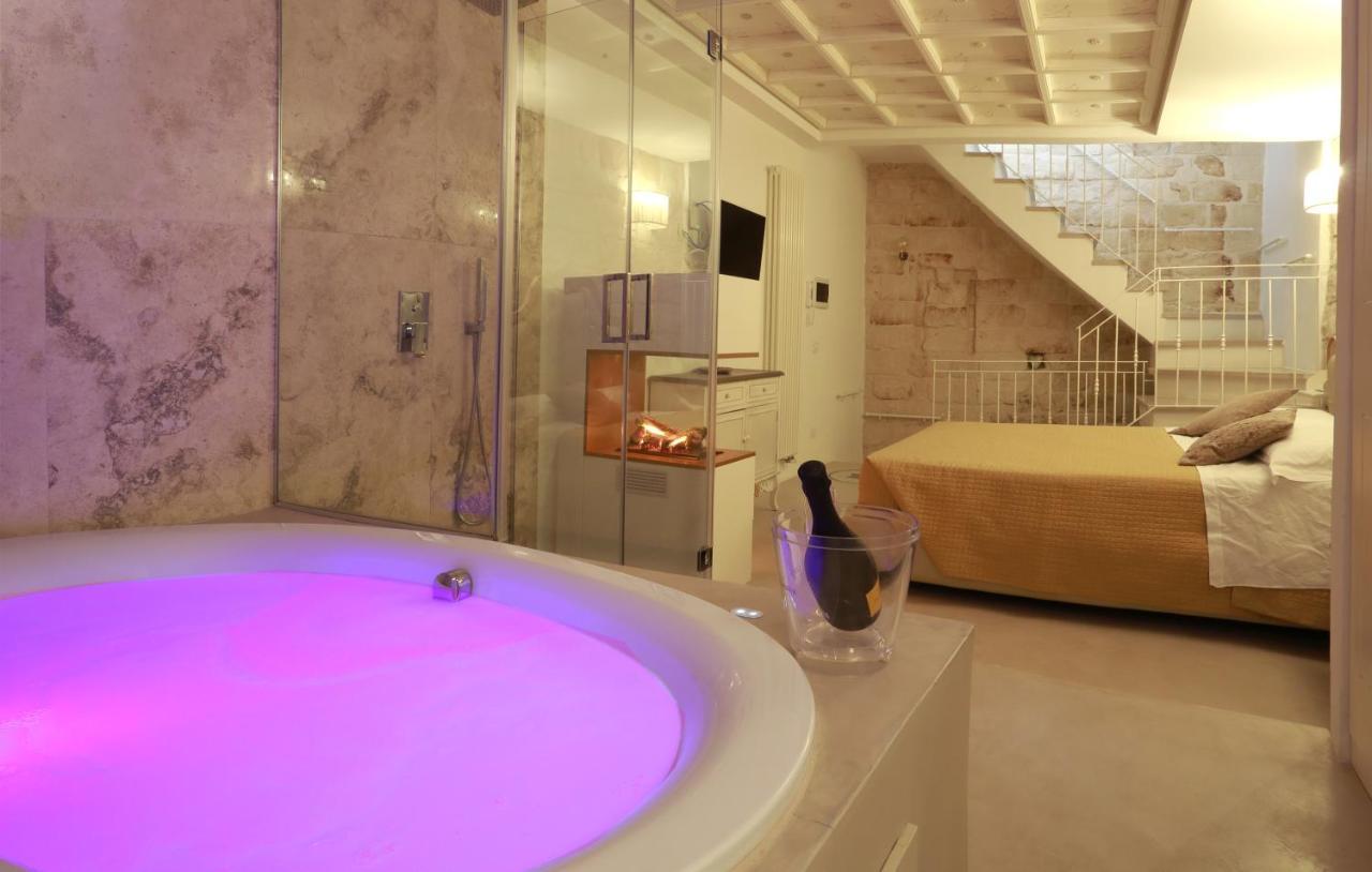 Palazzo Stapane Home Suite 9 - Luxury Living Monopoli Exteriör bild