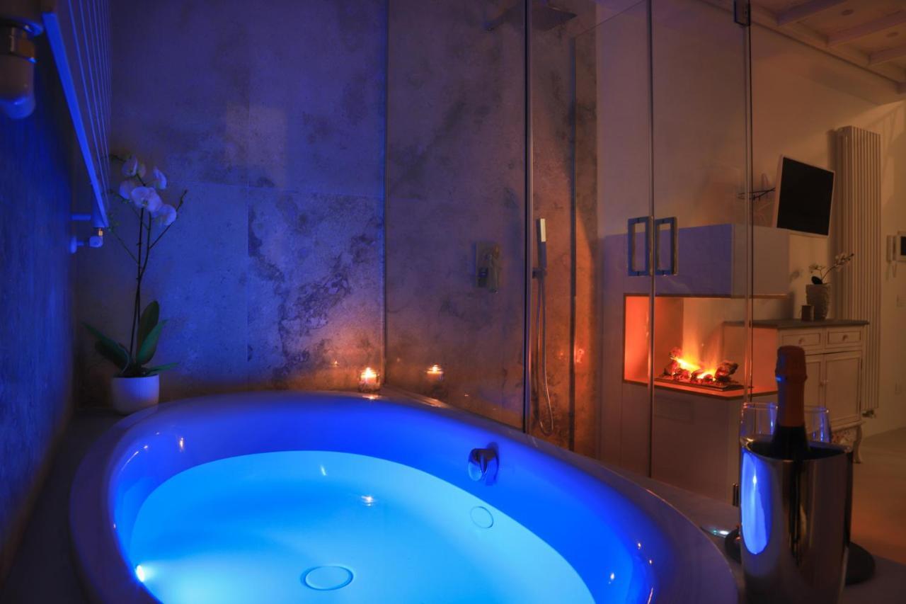 Palazzo Stapane Home Suite 9 - Luxury Living Monopoli Exteriör bild