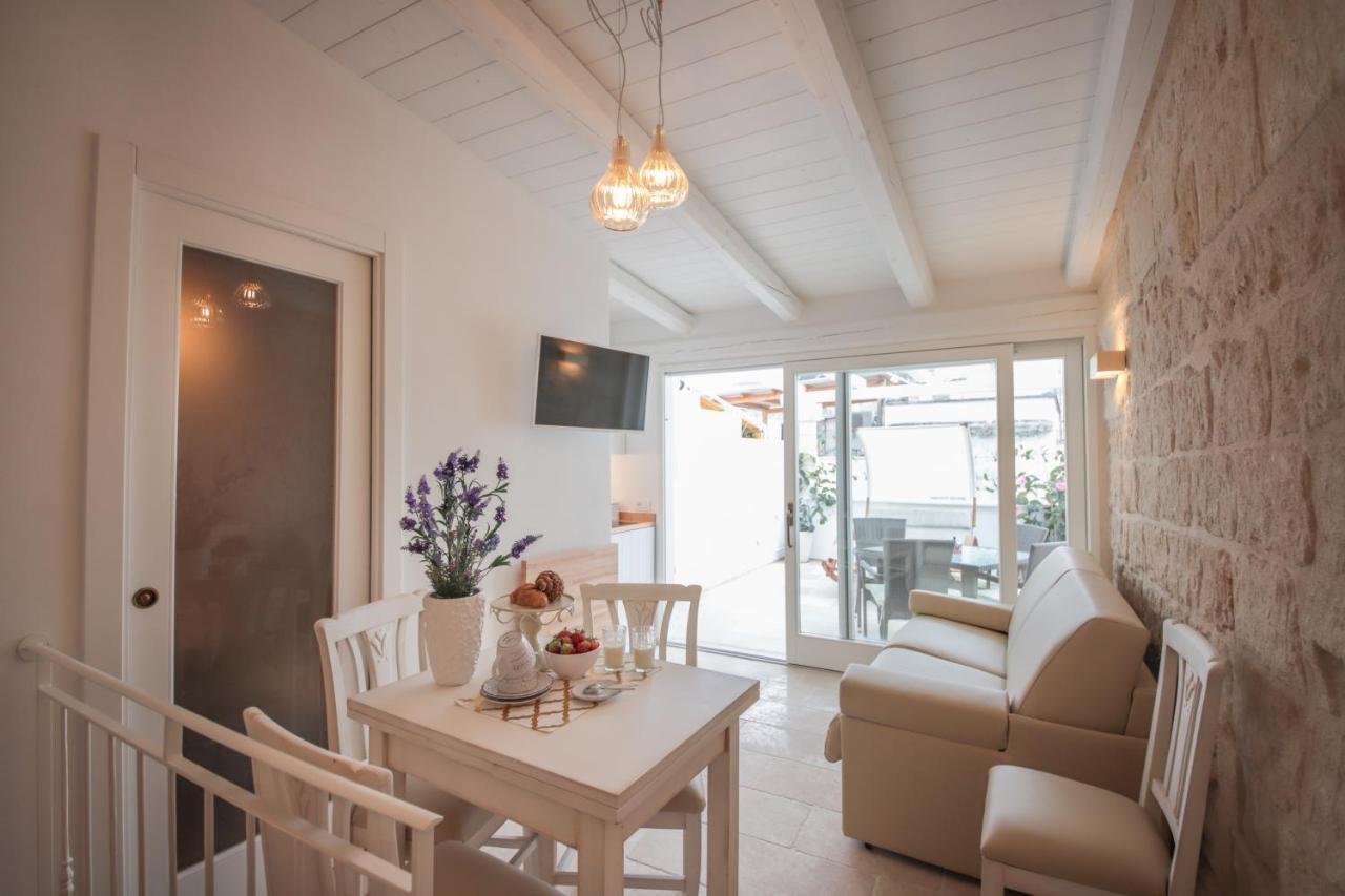 Palazzo Stapane Home Suite 9 - Luxury Living Monopoli Exteriör bild