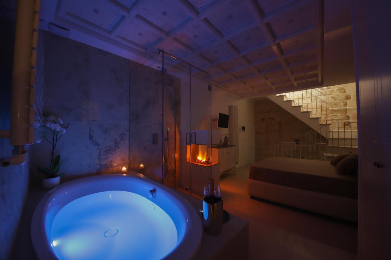Palazzo Stapane Home Suite 9 - Luxury Living Monopoli Exteriör bild